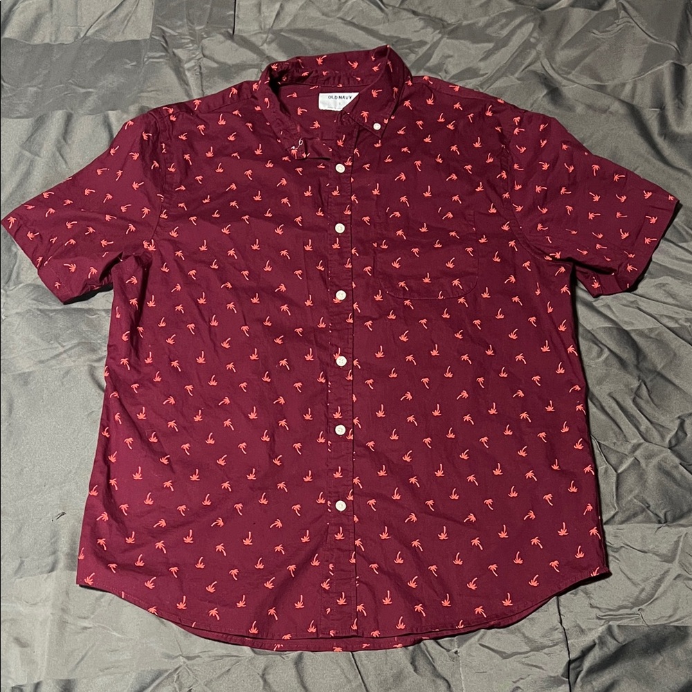 Old Navy Men's Maroon Palm Tree Patterned Button Down Shirt